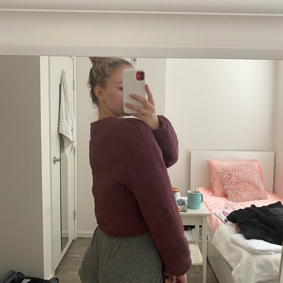 urban outfitters sweater - Picture 2 of 3